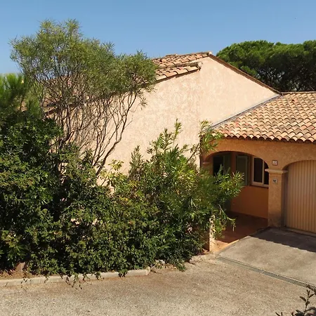 Maison 4 Pieces Avec Piscines A 250m Des Plages, 1km Du Centre-ville, Wi-fi, Animaux Acceptes - Fr-1-780-13 Holiday home *
